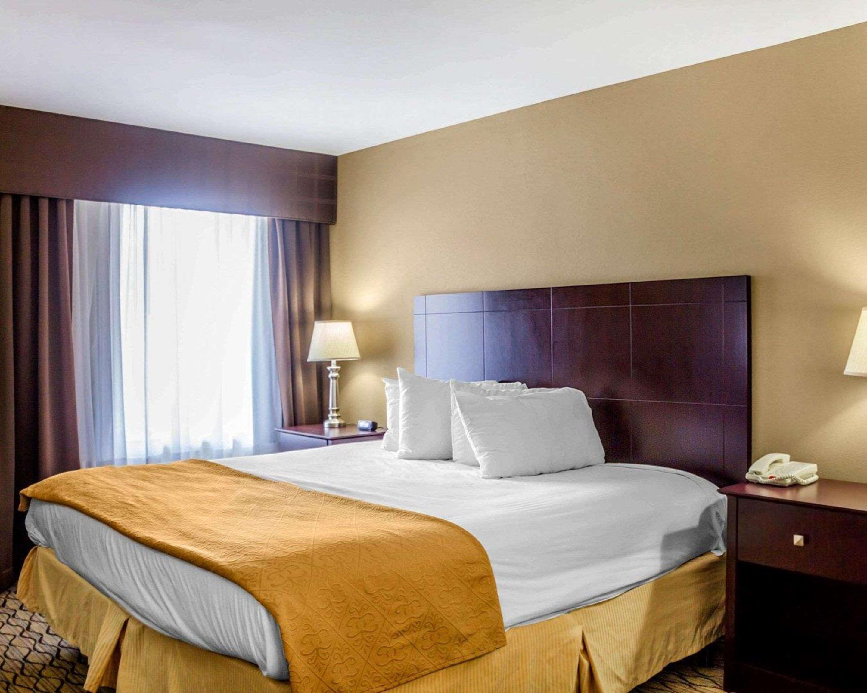 Quality Inn Waterbury Exteriér fotografie