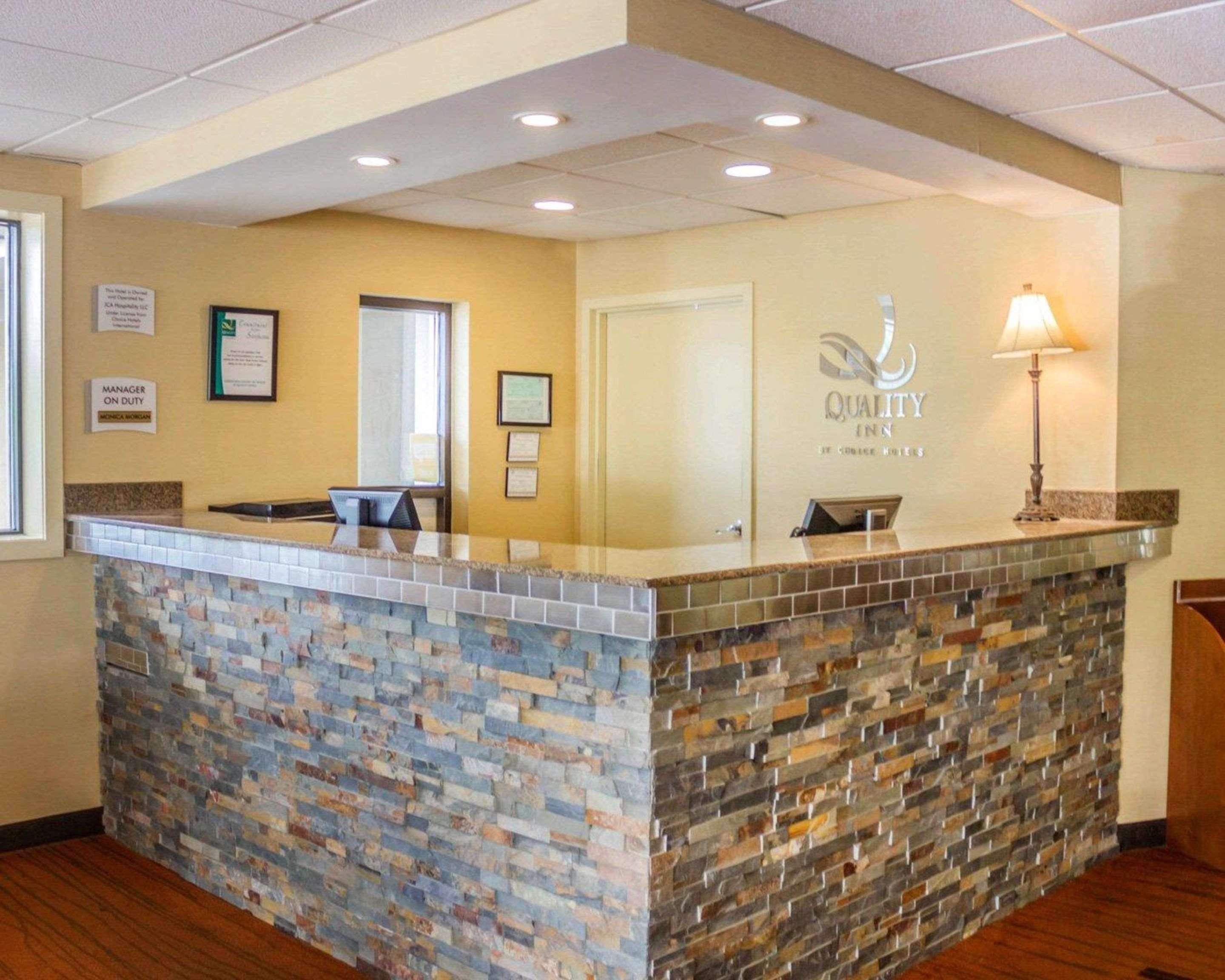 Quality Inn Waterbury Exteriér fotografie