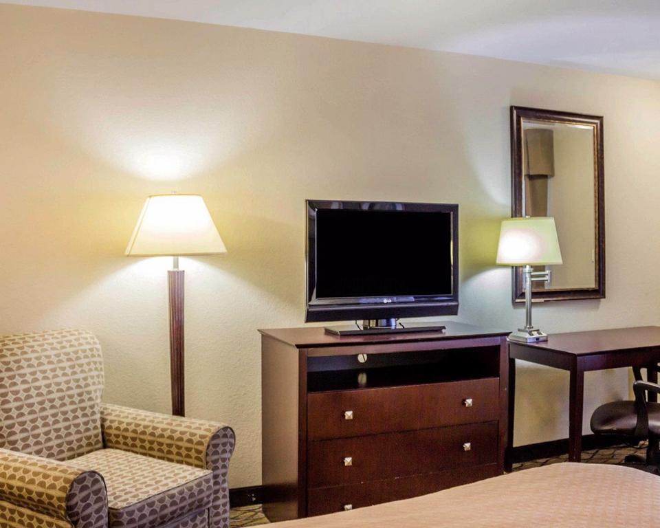Quality Inn Waterbury Exteriér fotografie